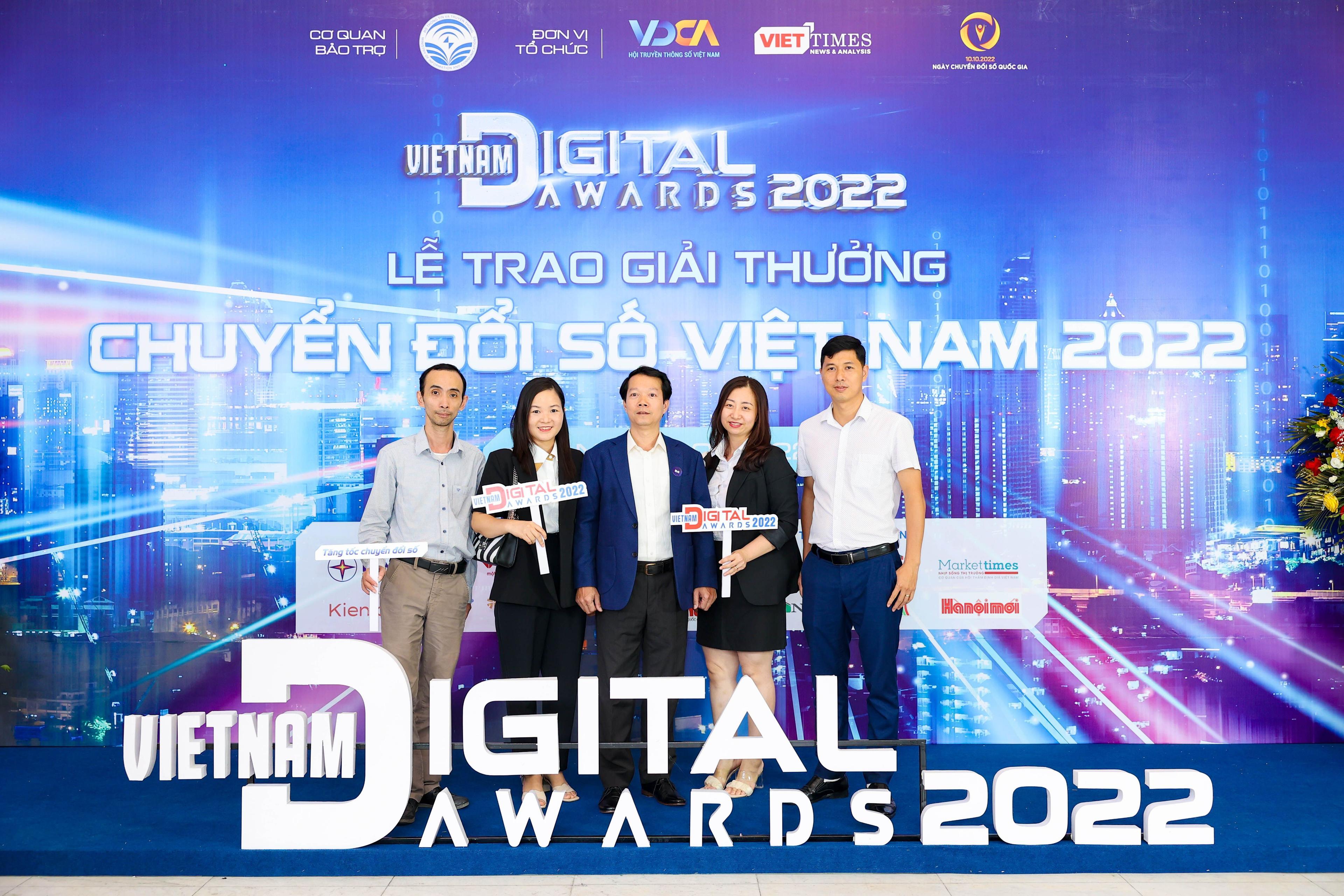 Nacencomm vinh dự đoạt giải thưởng Tổ chức sở hữu sản phẩm, dịch vụ, giải pháp công nghệ số tiêu biểu năm 2022